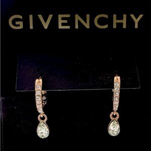 🌟 NWT Givenchy Pierced Pave Hug Earrings Mint Color Crystal Pear-Drop. Gold Tone